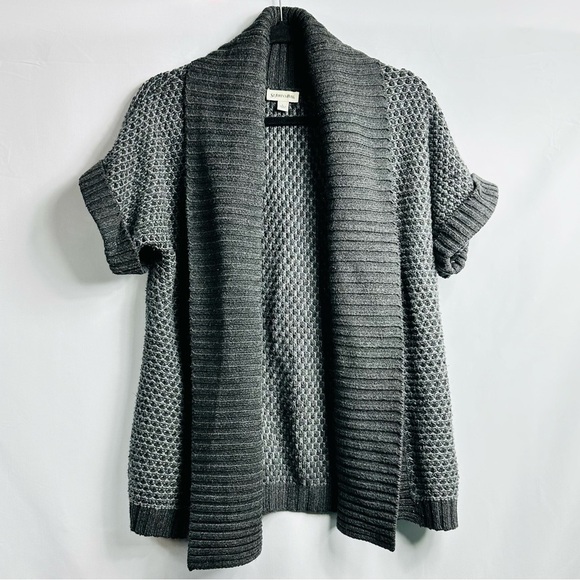 St. John’s Bay Women’s Sz Large Gray Shawl Short Sleeved Cardigan Duster Sweater - Picture 6 of 7